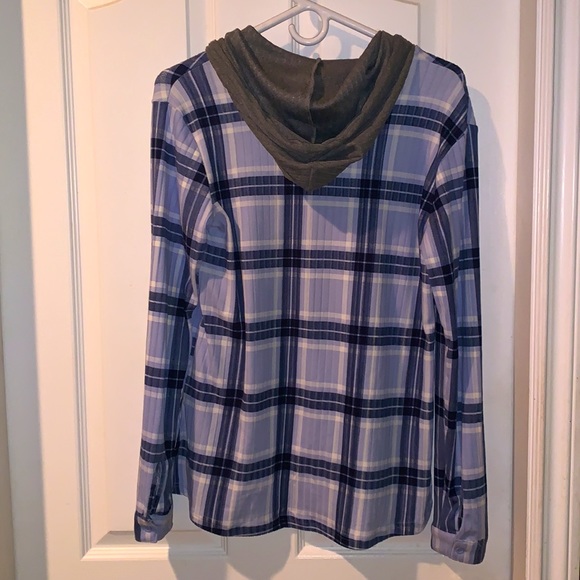 New Soft light blue and white plaid hoodie size small comfortable fast shipping! - Picture 2 of 3